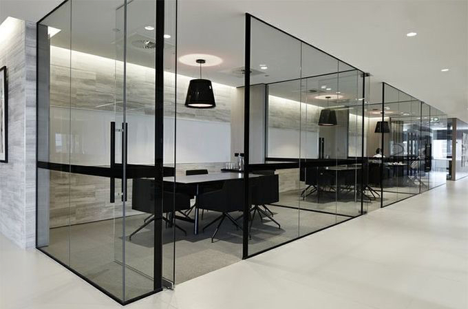 Office with an ornage look